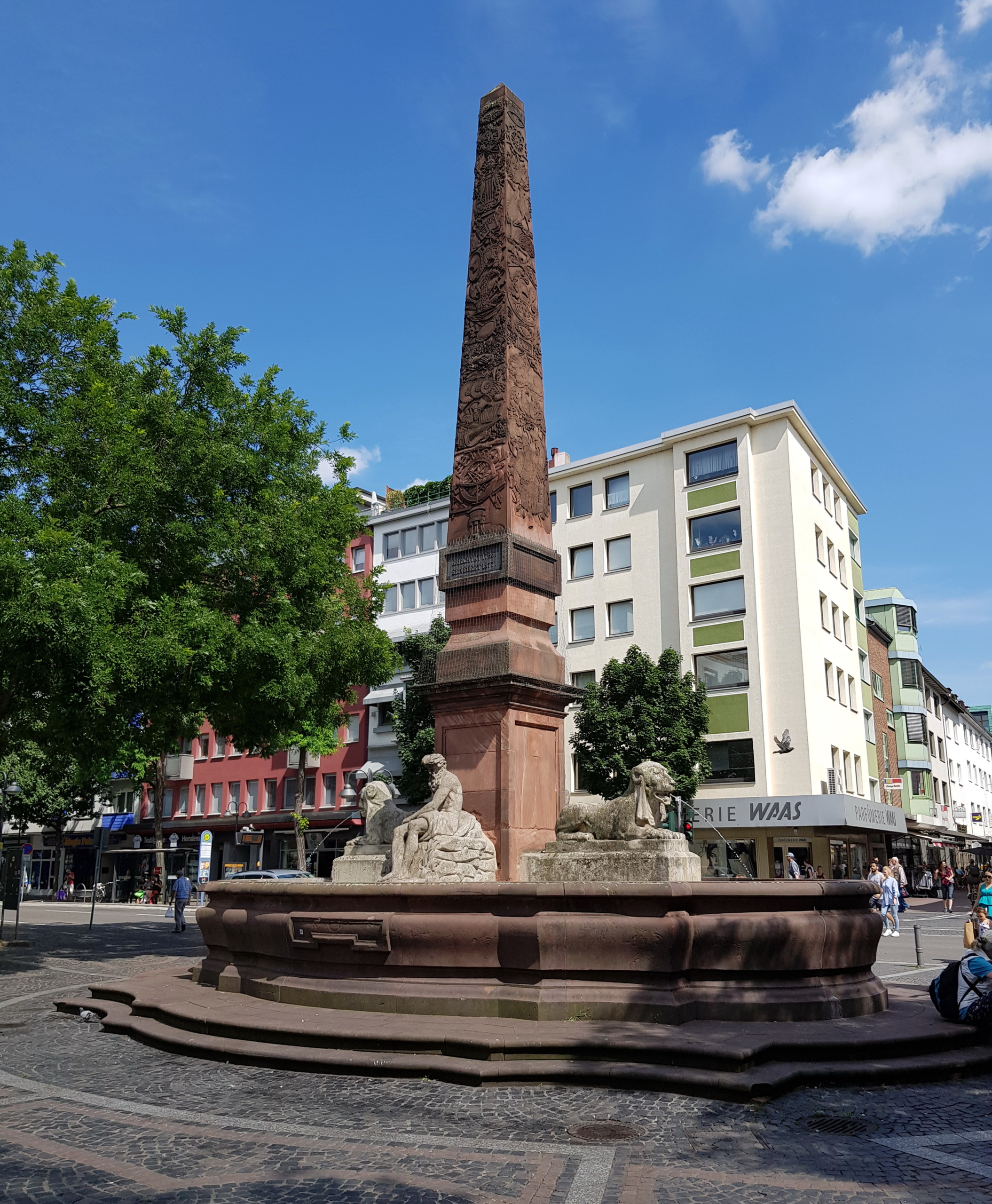 Brunnen